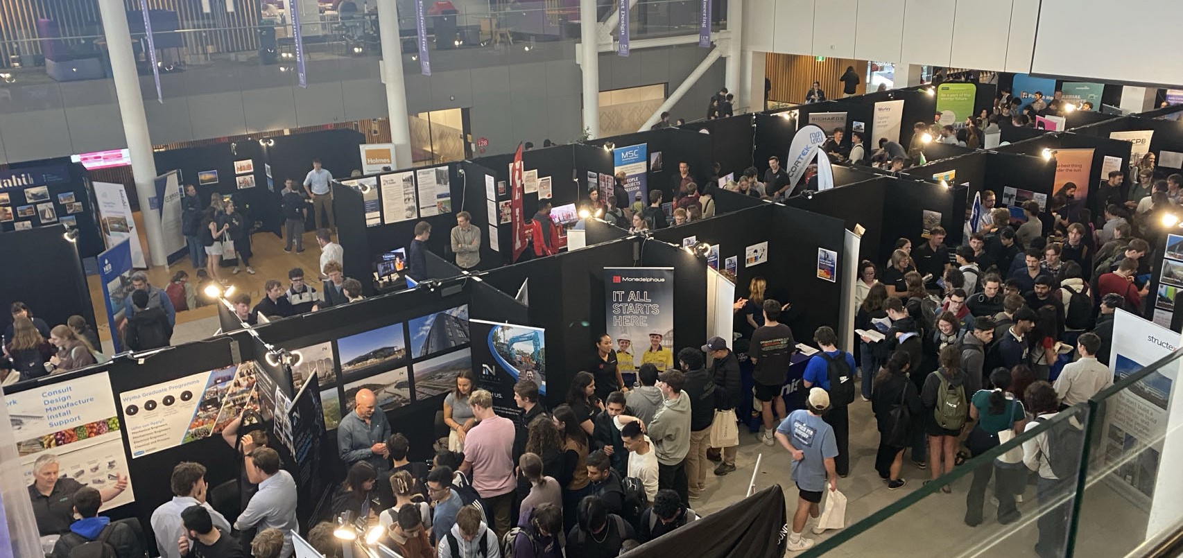 人是一切问题的决定性因素